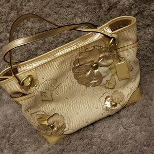 Limited Edition Coach Floral Applique Straw Tote